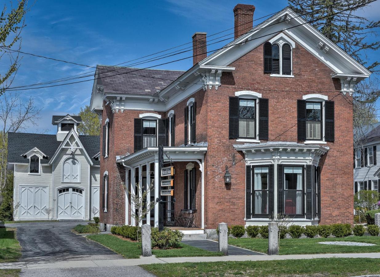 The Burrell House Hotel คีน ภายนอก รูปภาพ